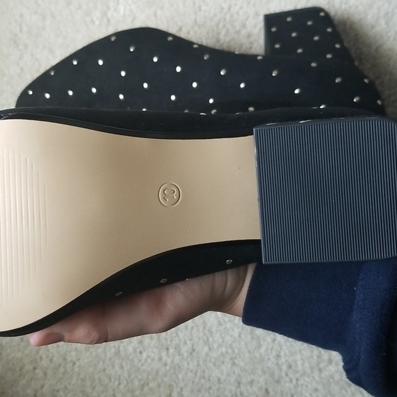 LOFT Booties - Picture 6 of 7